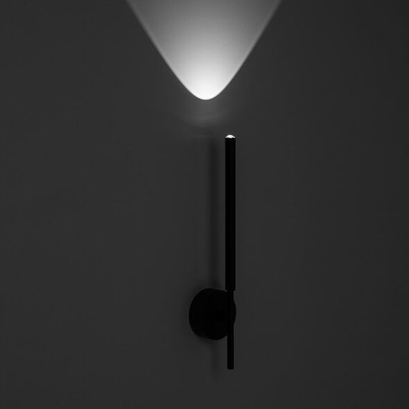 LAMP WALL FOCUS 4W+1W 4K BK