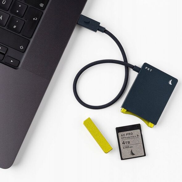 Angelbird CFexpress B Card Reader PKT