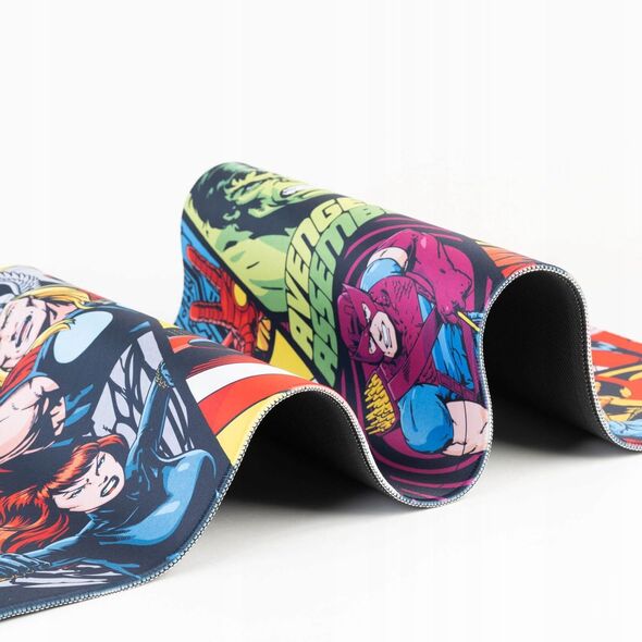 XL mouse pad με χαρακτήρες Marvel, 80 x 35 cm