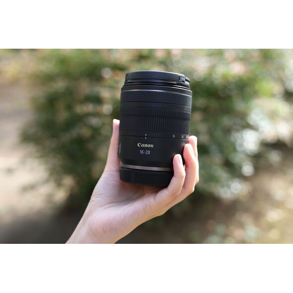 Canon RF 16-28mm F2.8 IS STM lens
