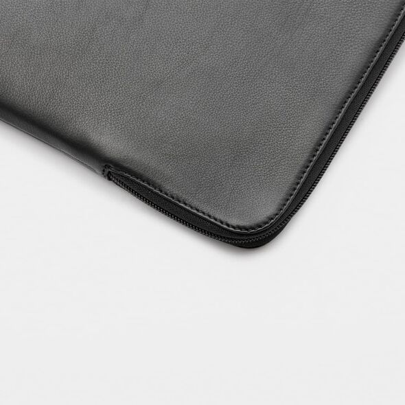 Torba Trunk 16" MacBook leather sleeve,