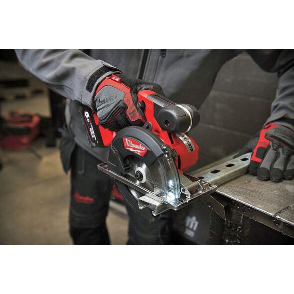 Ασύρματο δισκοπρίονο μετάλλου MILWAUKEE M18 FMCS-0 18V (χωρίς μπαταρία και φορτιστή)