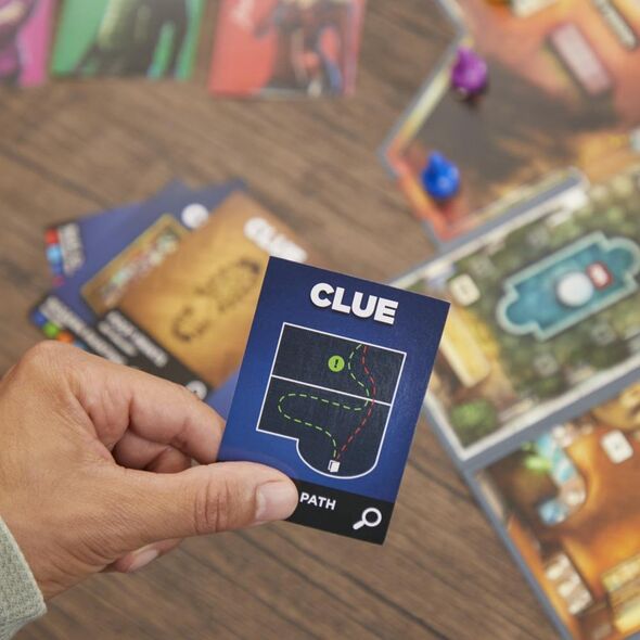 Επιτραπέζιο παιχνίδι Hasbro Gaming Cluedo Escape Heist στο μουσείο, SE