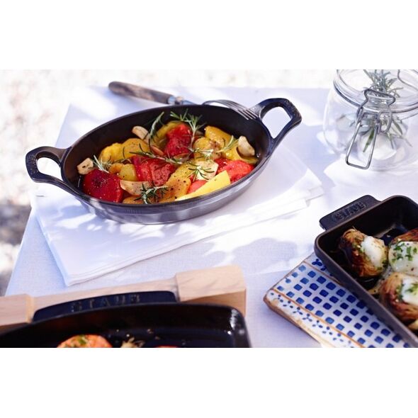 STAUB Owalne mini naczynie do pieczenia i zapiekania Staub