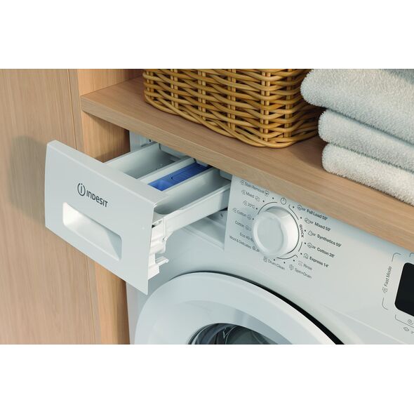 Indesit πλυντήριο ρούχων