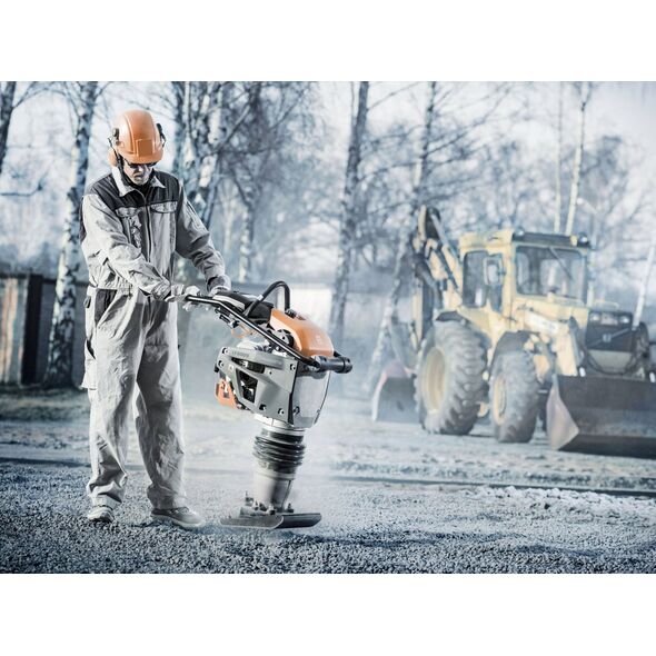 Δονητική πλυντήριο HUSQVARNA LT6005 11&quot| 2.6kW