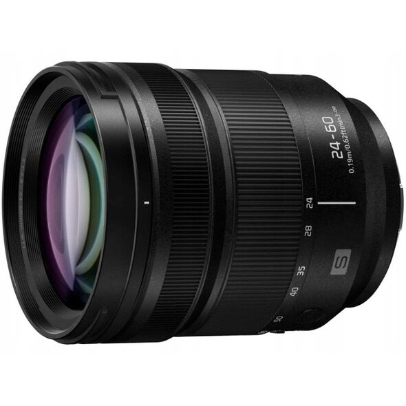 Panasonic Lumix S 24-60mm f/2.8 lens