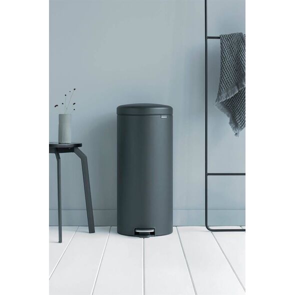 Kosz na śmieci Brabantia New Icon na pedał szary
