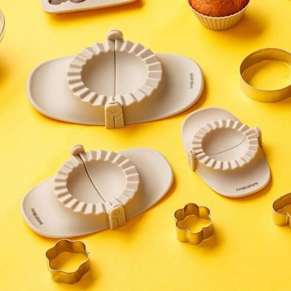 NAVA Foremka do pierogów PIEROGOWNICA pierożnica na pierogi 6,5 cm