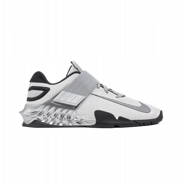 Nike Savaleos SE FZ8664-001 λευκό 44