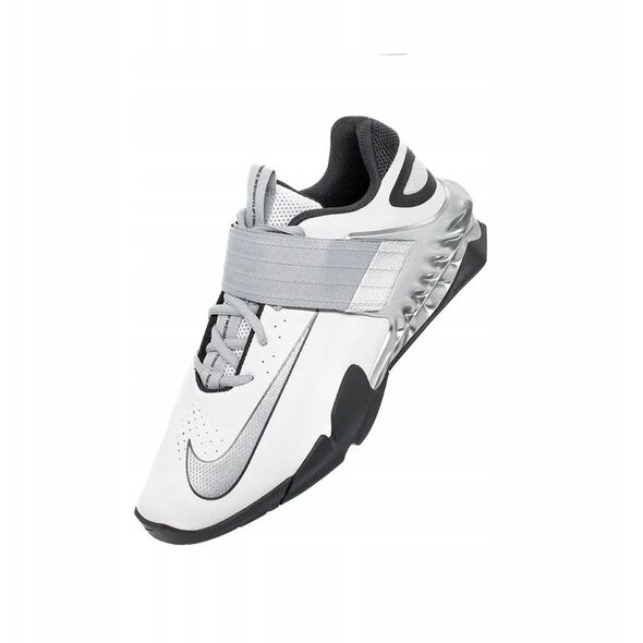 Nike Savaleos SE FZ8664-001 λευκό 44
