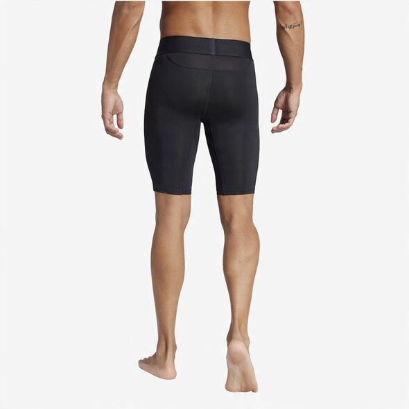Spodenki adidas TechFit JP1477