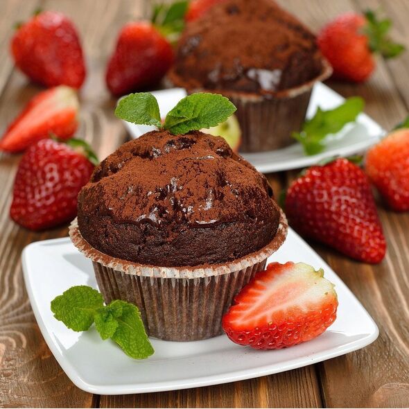 Φόρμα για cupcakes 12 τεμ. με χαρτί ψησίματος Bake Away 27 x 35 x 3 εκ. 8006043000566