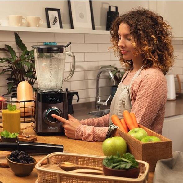 Blender kielichowy Cecotec Power Black Titanium 2500 Advance