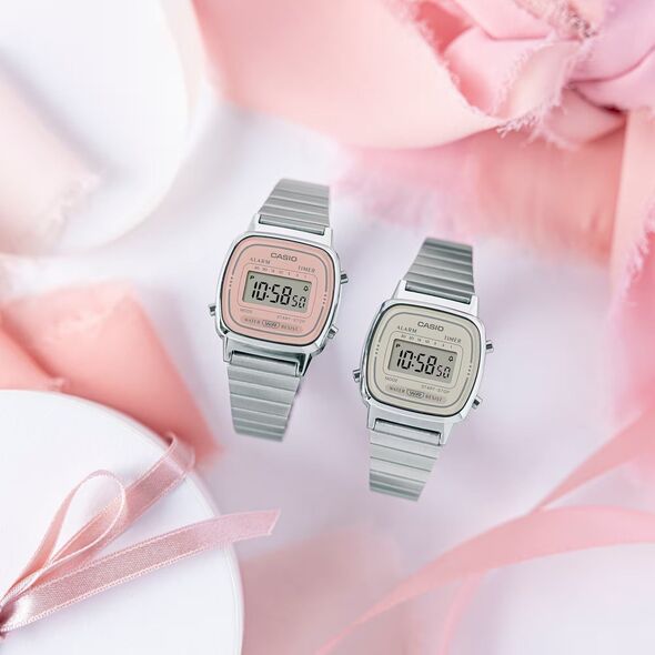 Zegarek Casio Zegarek damski Casio LA670WEA-4A2EF srebrny