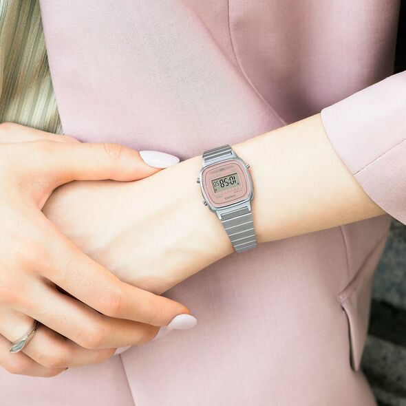 Zegarek Casio Zegarek damski Casio LA670WEA-4A2EF srebrny