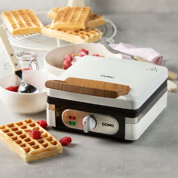 DOMO DO9274W Gofrownica, 1400W, 2 duże gofry, regulacja temperatury