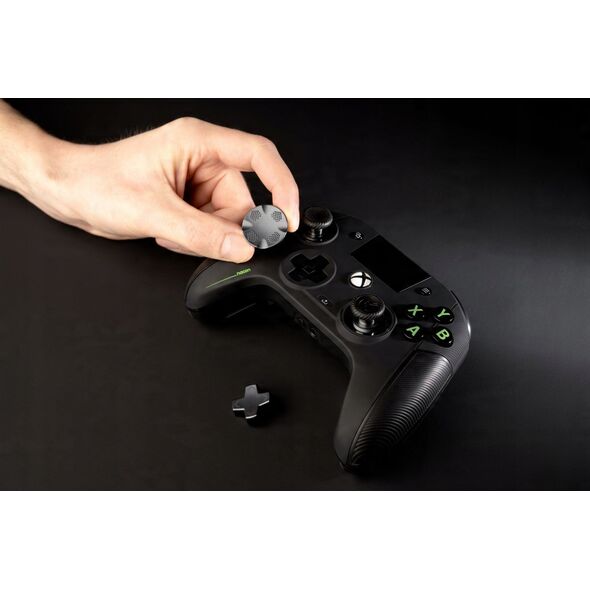 NACON XS Pad bezprzewodowy REVOLUTION X UNLIMITED - czarny