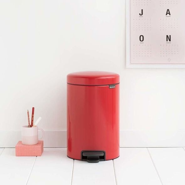 Kosz na śmieci Brabantia New Icon na pedał 5L czerwony (112089)