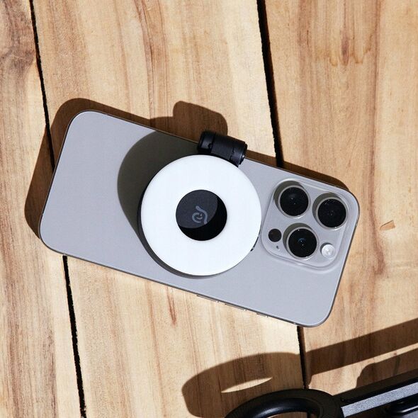 Adam Elements Selfie Light - magnetyczna lampka LED do selfie stick czarna - Gwarancja bezpieczeństwa. Proste raty. Bezpłatna wysyłka od 170 zł.
