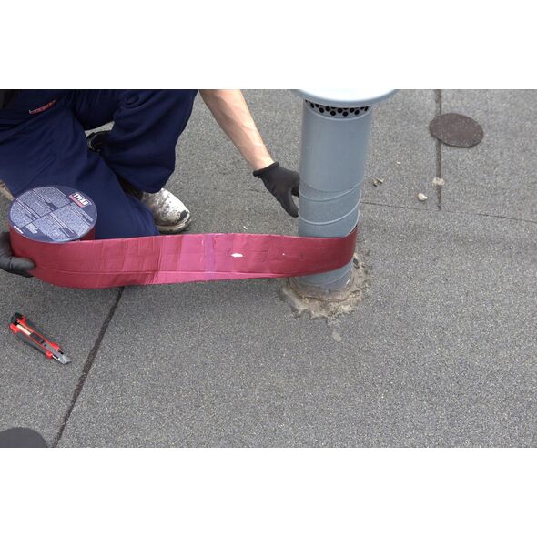 TAŚMA USZCZELNIAJĄCA DEKARSKA 15CM*10MB CZARNA