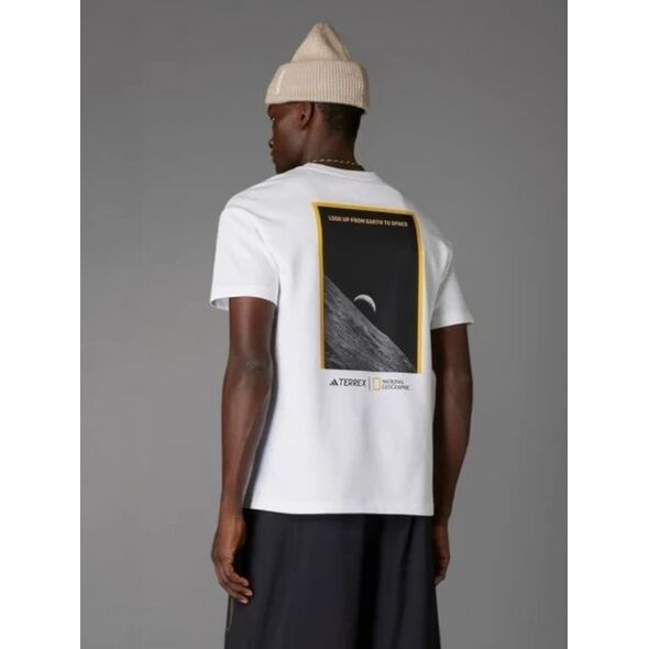 Koszulka bawełniana adidas TERREX Nat Geo UF AEROREADY Graphic T-Shirt - white rozmiar: l