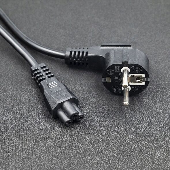QOLTEC 50458 Kabel zasilający kątowy SCHUKO IEC C5 Koniczynka 3x1.0mm 1.5m