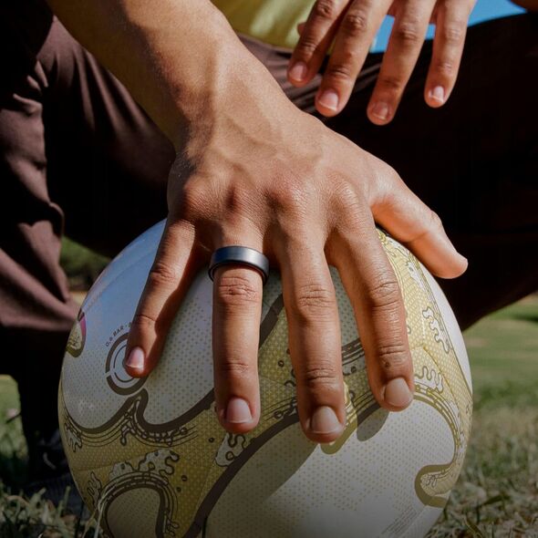 Έξυπνο δαχτυλίδι Oura Ring 4, Χρυσό, μέγεθος 8
