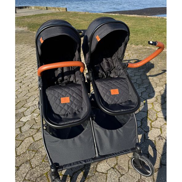 Καροτσάκι για δίδυμα BabyTrold Sibbi, Duo black