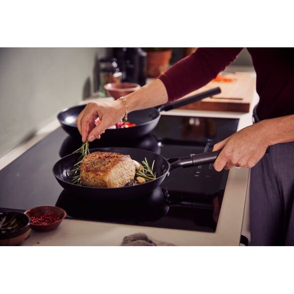 Cepsanas panna  Patron 24 cm - Black  Brabantia
