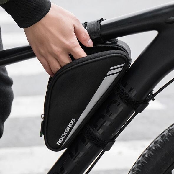 Torba rowerowa na narzędzia pompkę mocowana na ramę 0.7l - czarna ROCKBROS