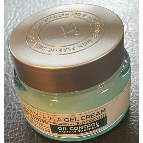 IT Cosmetics Confidence In A Gel Cream
