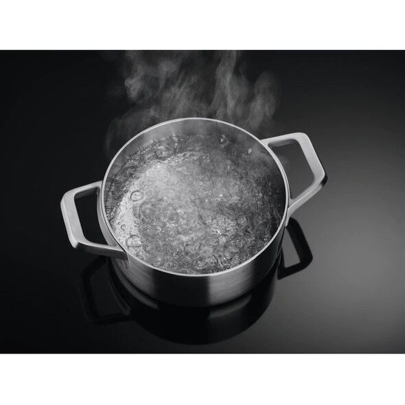 Induction hob AEG IKE74471IB, installed only in a stone-type worktop