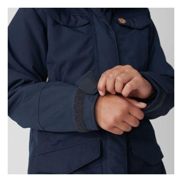 Kurtka nuuk parka women-550-black-l FJALLRAVEN