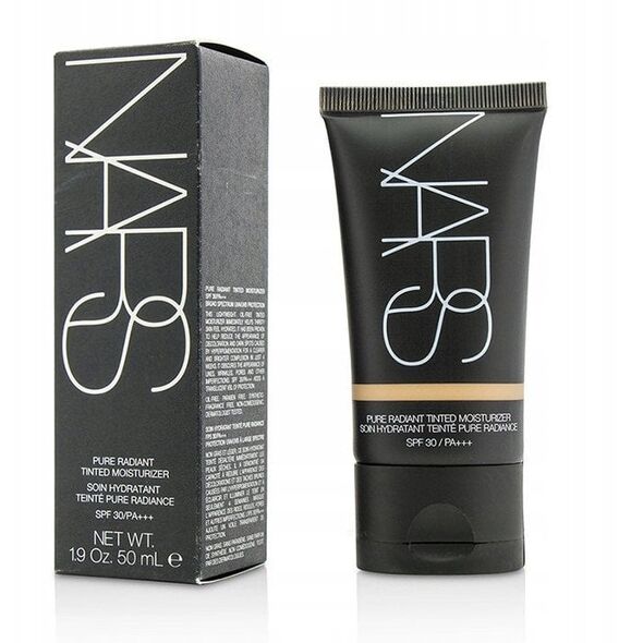 Nars Pure Radiant Tinted Moisturizer SPF30