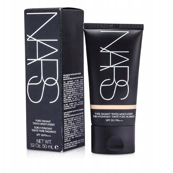 Nars Pure Radiant Tinted Moisturizer SPF30