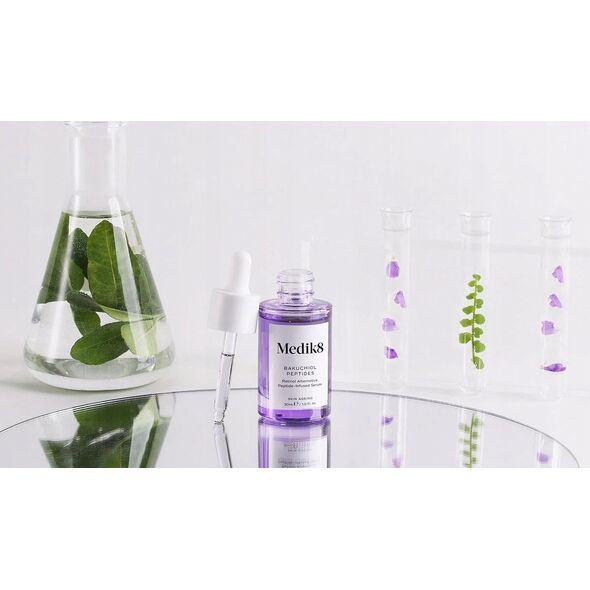 Medik8 Bakuchiol Peptides Serum