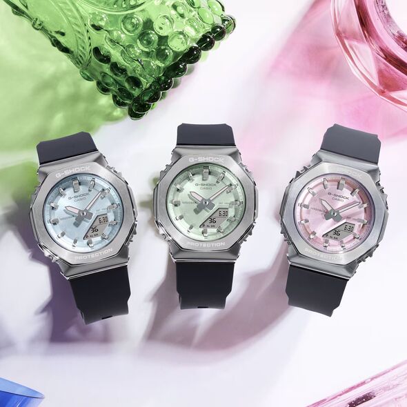 Casio G-Shock GM-S2110-2AER  200m szary