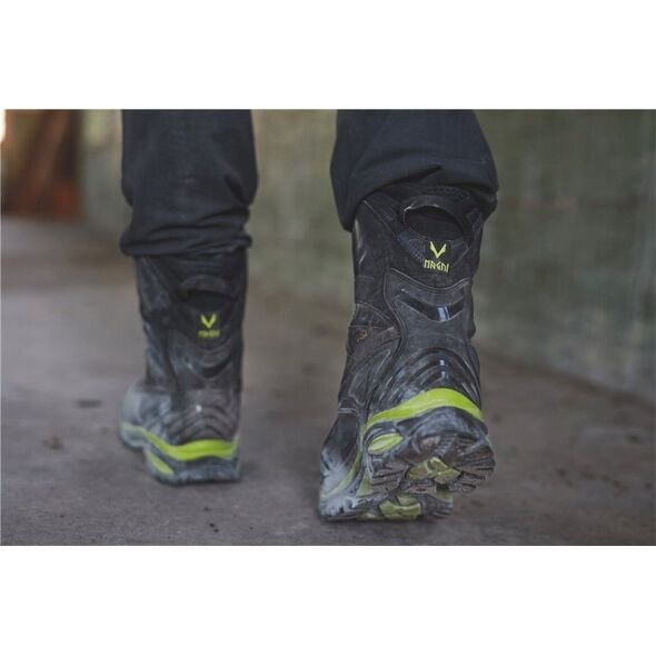 Helly Hansen Buty Helly Hansen Magni Winter rozm. 43