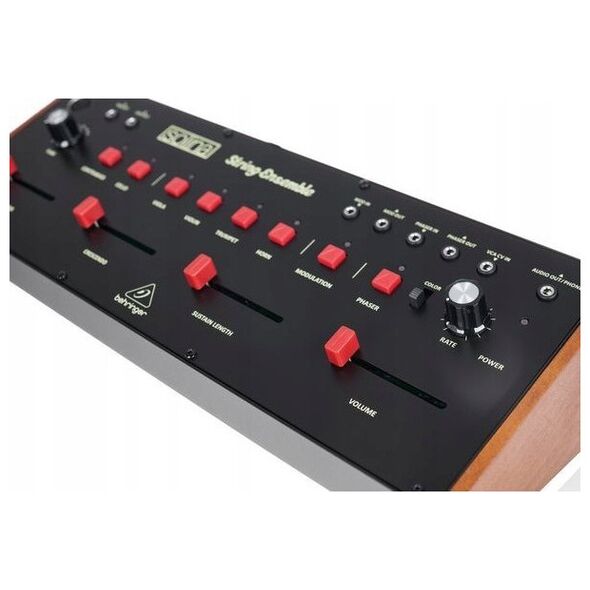 Behringer Behringer SOLINA STRING ENSEMBLE Αναλογικό συνθεσάιζερ 13806338 4033650000000