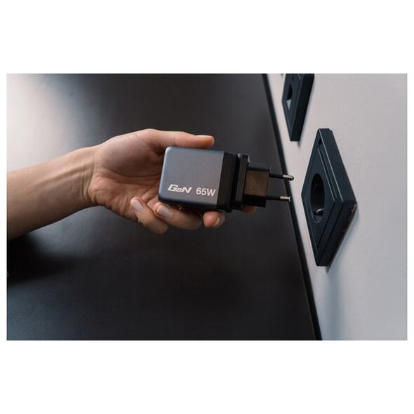 Φορτιστής Verbatim GNC-65 32201 1x USB-A 2x USB-C (32201)