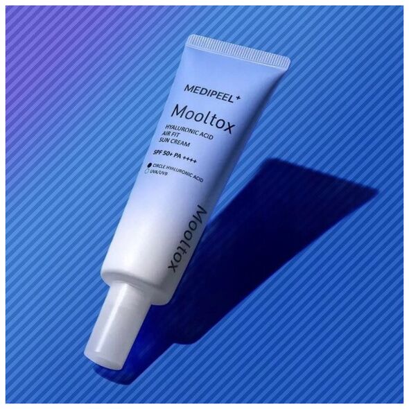 MEDI-PEEL Υαλουρονικό Οξύ Aqua Mooltox Air Fit Αντηλιακή Κρέμα SPF 50+ 50 ml