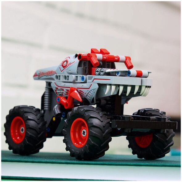 LEGO Technic Monster Jam™ ThunderROARus™ (42200)