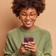 ROAR Futerał Roar Luna Case - do iPhone 11 czerwony 13087936 5903396167980
