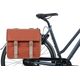 Basil Sakwa miejska podwójna BASIL URBAN LOAD DOUBLE PANNIER BAG 48-53L, Universal Bridge System, 100% wodoodporna, terra red/rose (NEW 2024)