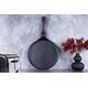Patelnia Berlinger Haus PATELNIA NALEŚNIKOWA Z POWŁOKĄ GRANITOWĄ 28CM DO NALEŚNIKÓW BERLINGER HAUS SHINY BLACK BH-7132