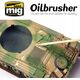 Vallejo Ammo: Oilbrusher - Mecha Dark Green (10 ml)
