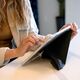 Etui na tablet STM STM OPP – Etui origami iPad Air 13" (M2) (szary)