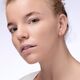 CATRICE_Instant Bright Serum Concealer rozświetlający korektor do twarzy 020W 5ml