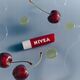 NIVEA CHERRY SHINE Pomadka ochronna do ust wiśniowa koloryzująca 4,8g